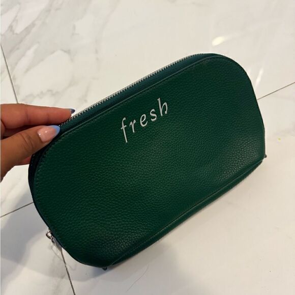 Fresh cosmetic bag #16 - Picture 1 of 7